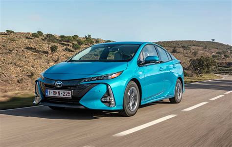 Latest Toyota Prius Test Drive And Review Carjourno