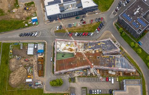 Bochum von oben Baustelle zum Neubau eines Bürohauses der Firma