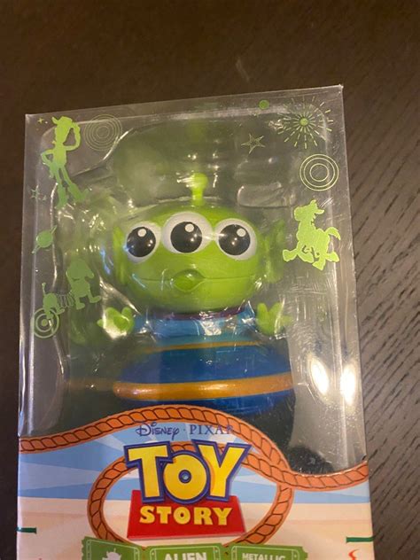 Toy story Alien hot toys cosbaby cosbi 興趣及遊戲 玩具 遊戲類 Carousell