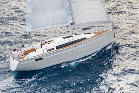 Bavaria 33 (2013-2016) Segelboot mieten - Enjoy Sailing