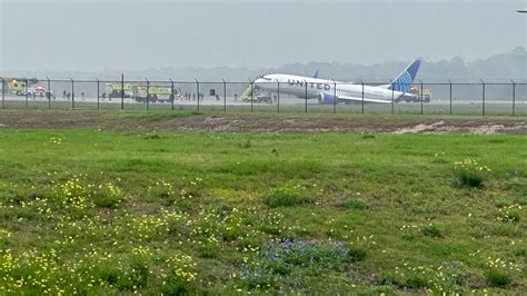 Boeing 737 Max Esce Di Pista A Houston Passeggeri Illesi