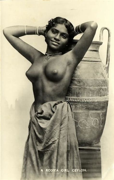 Topless Sri Lankan Girl Early 1900s Reddit NSFW