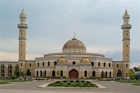 Islam, World Politics, and Democracy – Center for Global Islamic Studies