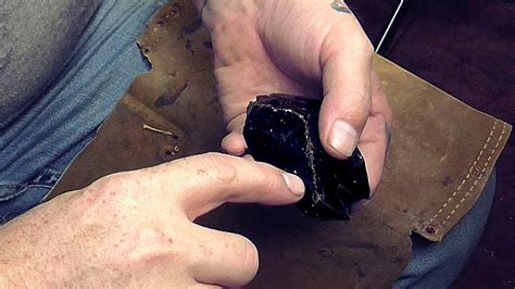 Abo Flint Knapping Howwhere To Start On A Chunky Piece Of Obsidian