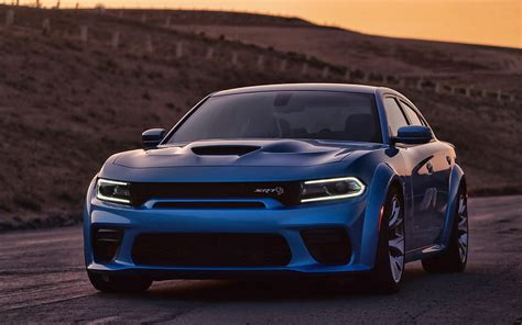 Esquivar Cargador Srt Hellcat Aniversario De Daytona Coches