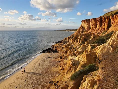 red bluff sea cliffs trail navigator victoria