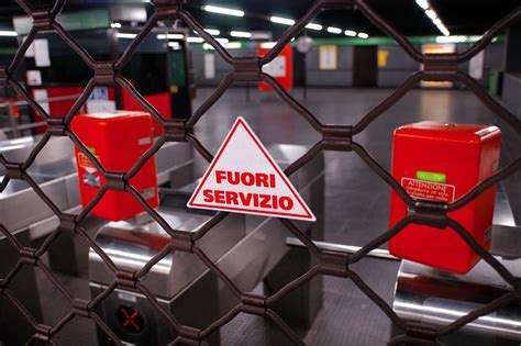 Fermate Metropolitana Chiuse Il 25 Aprile Quali Ecco Gli Orari Di Oggi