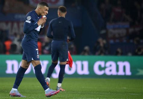 ¿resignados Los Gestos De Los Jugadores Del Psg Por La Derrota Quién Se Llevó La Camiseta De