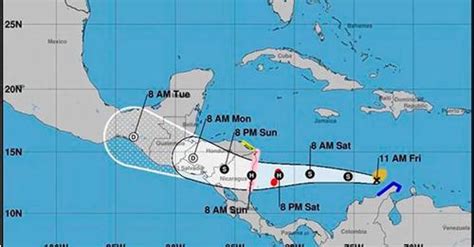 El Centro Del Hurac N Julia Toca Tierra En La Costa Atl Ntica De