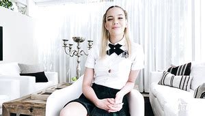 Kenna James Student Porn Videos XCafe