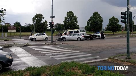 Incidente All Incrocio Tra Strada Del Portone E Via Pancalieri Tra