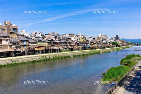 京都 四条大橋から鴨川納涼床の眺め 京都府京都市 写真素材 [ 7032337 ] - フォトライブラリー photolibrary
