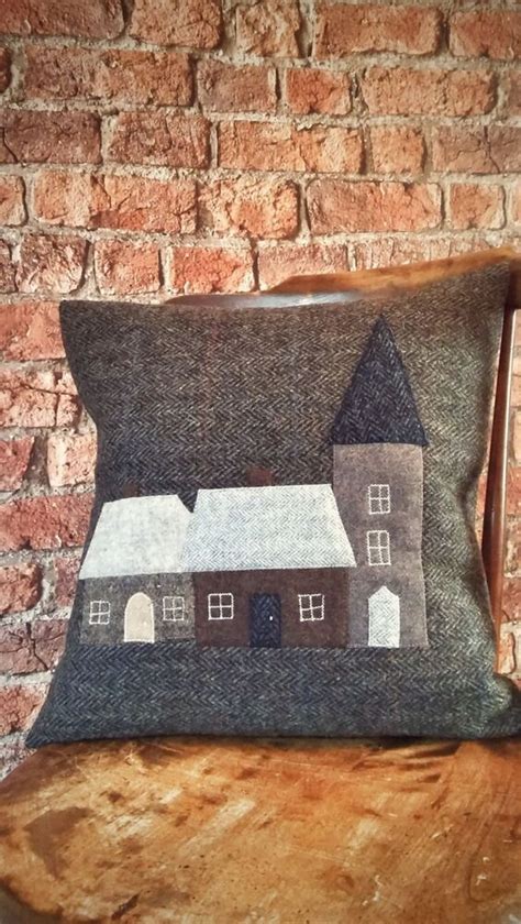 Новогодние подушки - много душевных идей для вашего вдохновения. От ...