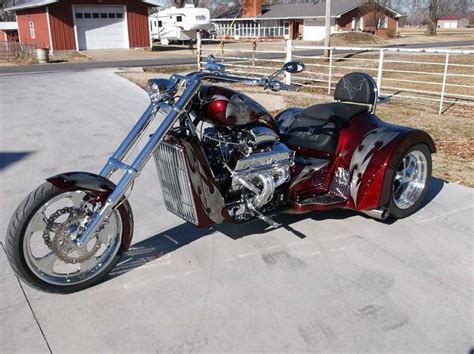 Custom V8 Trike Motorcycle