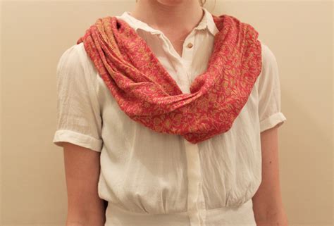 Tie A Looped Scarf