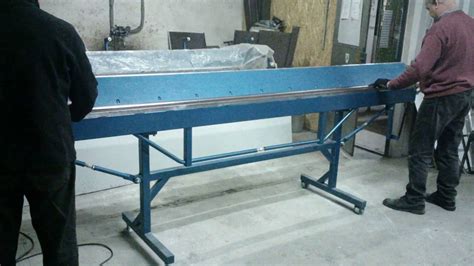 Гибочный станок РГ-Днепр 3150, работа довальцовщика - YouTube