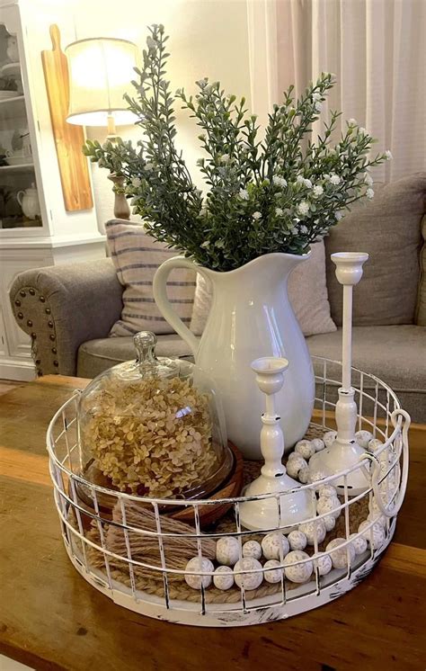 Pin By Wendy Yarbrough On Boutique Spring Decor Table Centerpieces