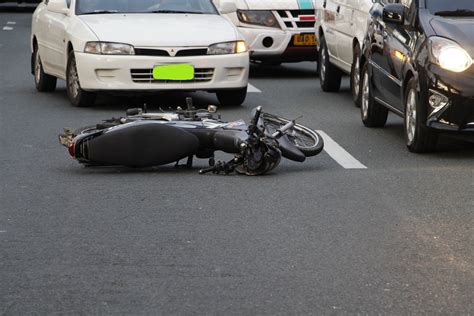 Things To Know Before Filing A Motorcycle Accident Lawsuit Lawyers Panel