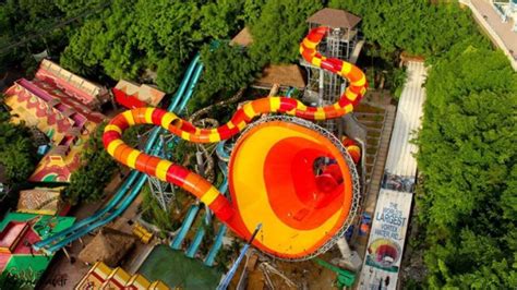 Woww Sunway Lagoon Malaysia Ada 6 Theme Park Moonaz Swimming Attire