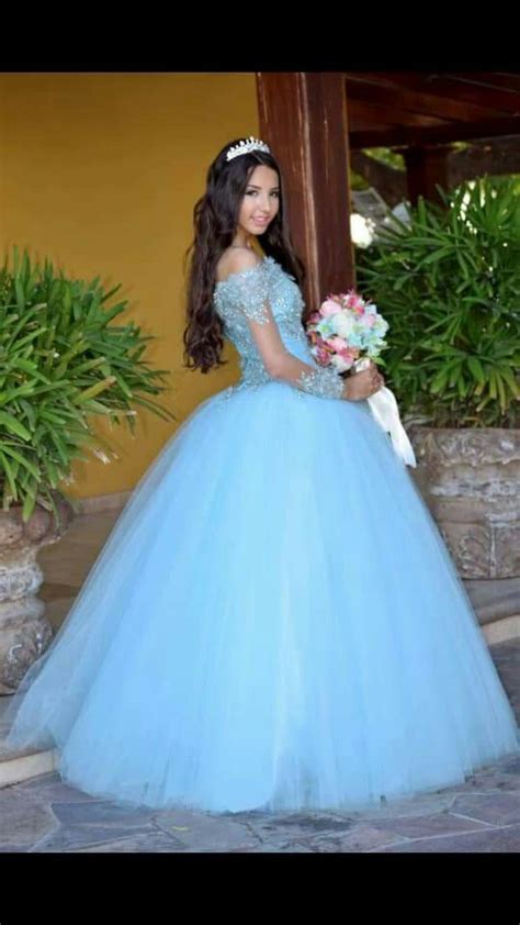 Pin by Stefany Zurita on Guardado rápido Gowns Princess gown Ball gowns