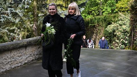 Galerie Pohřeb Josefa Laufera Rodina nepozvala hercova nevlastního