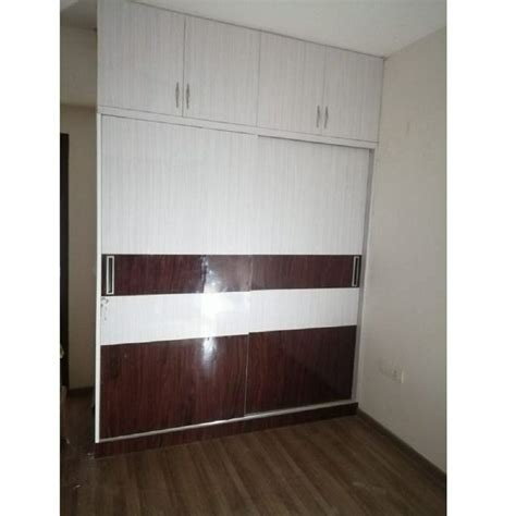 Wooden Sliding Laminated Wardrobe With Locker At Rs 1200 Sq Ft In Bhopal