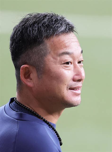 【ヤクルト】第4戦先発42歳石川雅規、最年長勝利目指す「おごることなく日本一とりにいく」 プロ野球写真ニュース 日刊スポーツ