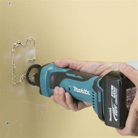 Makita DCO180Z 18V Cordless Drywall Cutout Tool - BC Fasteners &Tools