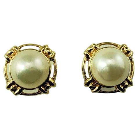 14 Karat Yellow Gold Black Pearl Earrings 13675 For Sale At 1stdibs