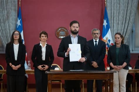 Presidente De La República Gabriel Boric Font Promulga Leyes Para Enfrentar La Delincuencia Y