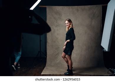 Beautiful Naked Woman Posing Isolated On Foto De Stock Shutterstock