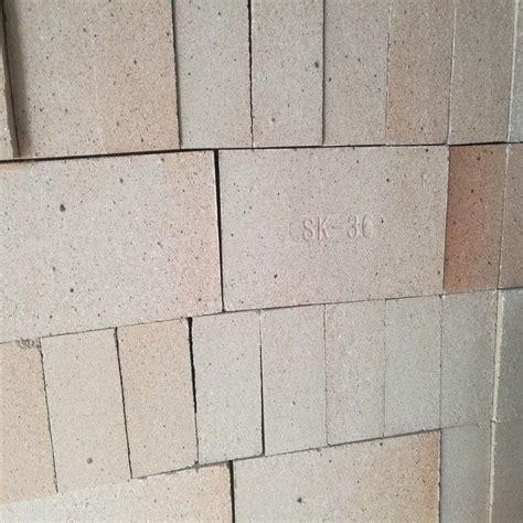 Third Grade Aluminum Silicate Refractory Brick For Industrial