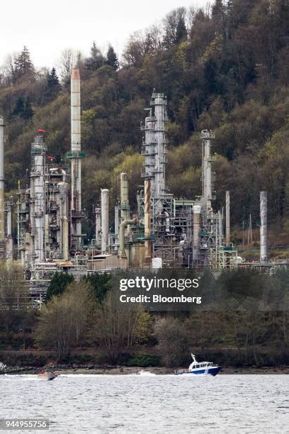 214 Chevron Oil Refinery Stock Photos, High-Res Pictures, and Images ...