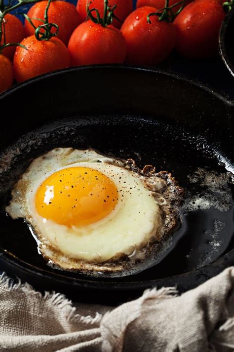 Fried Egg In A Cast Iron Skillet Stock Image Image Of Table Protein 87746657