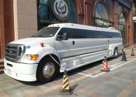 Ford F650 Limousine is Big in China – CarNewsChina.com