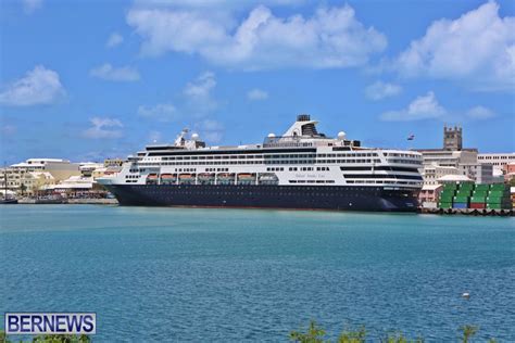 Photos: Veendam Cruise Ship Docks In Hamilton - Bernews