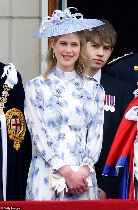 La sobrina del rey Carlos Lady Louise Windsor hija del príncipe