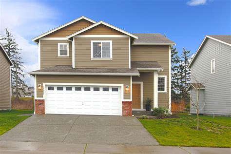 Best Garage Door Colors For Red Brick House Homenish