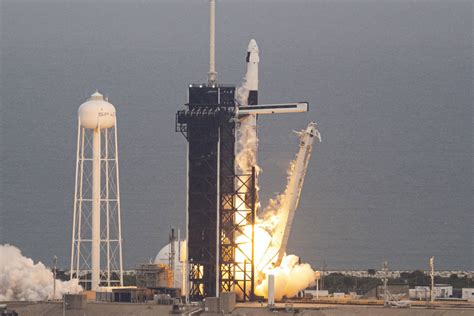 Despega una misión espacial privada rumbo a la Estación Espacial