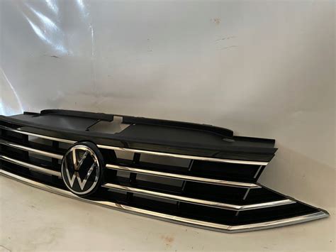 Atrapa grill vw passat b8 facelifting na radar 3G0853651 za 1200 zł z