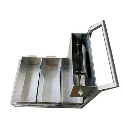 Silver Stainless Steel Mopping Trolley For Hospitals At Rs 35000 In Vapi