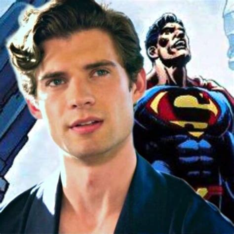 Superman Legacy James Gunn Desmente Vazamento Do Uniforme De David