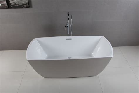 Waltmal Simple Design Custom Cupc Soaking Acrylic Freestanding Bath Tub