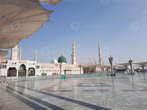 Beautiful Daytime View Of Masjid Al Nabawi Medina Saudi Arabia