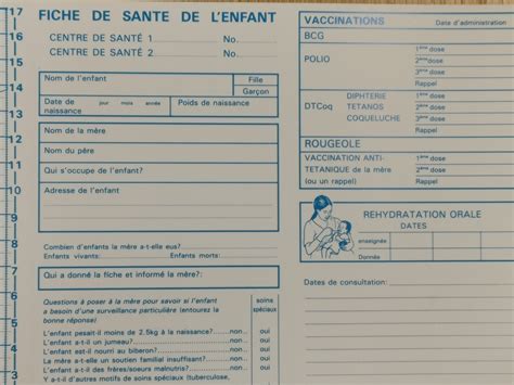 Child Health Chart French - Health Books International