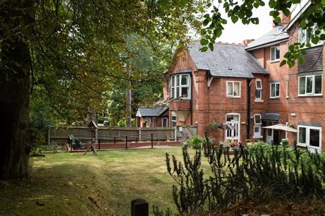 The 9 Best Care Homes In Wolverhampton Lottie