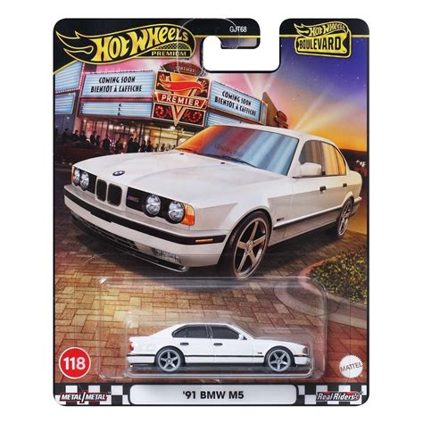 Машинка Mattel Hot Wheels Premium GJT68 91 BMW M5 купить на OZON по низкой цене 1818875908