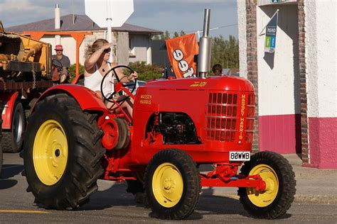 Massey Harris Super 101 Tractor A Photo On Flickriver