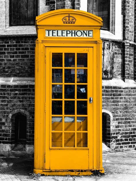 Red Phone Booth In London Painted Yellow City Of London Uk