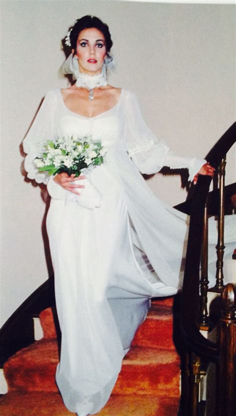 Lynda Carter in her wedding dress 1977 - perfection ! | Celebrity ...